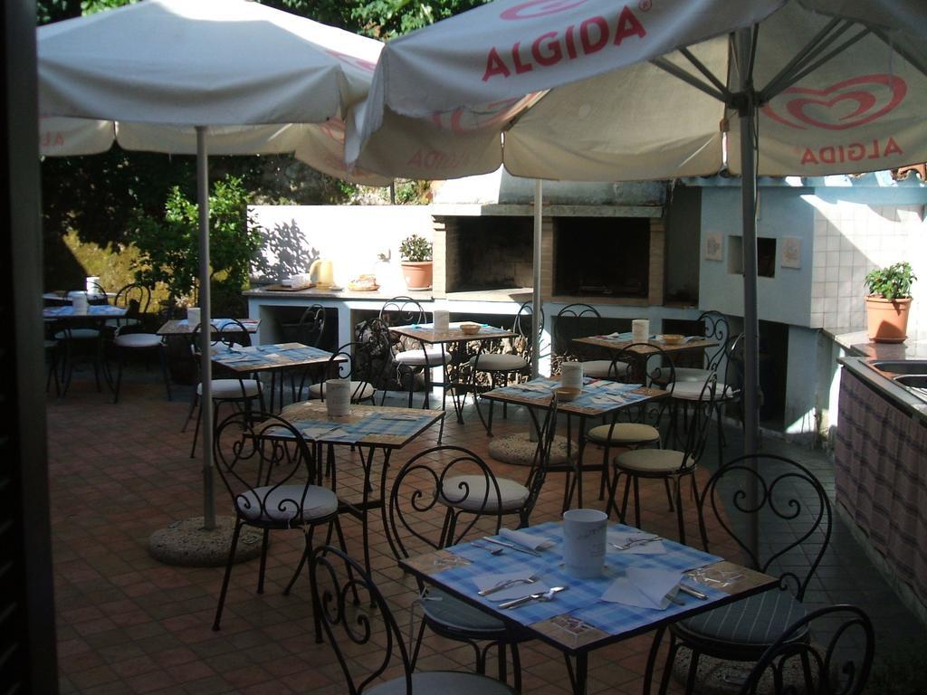 Su Cantaru Guesthouse Villanova Monteleone Luaran gambar