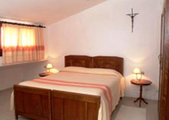 Su Cantaru Guesthouse Villanova Monteleone Bilik gambar