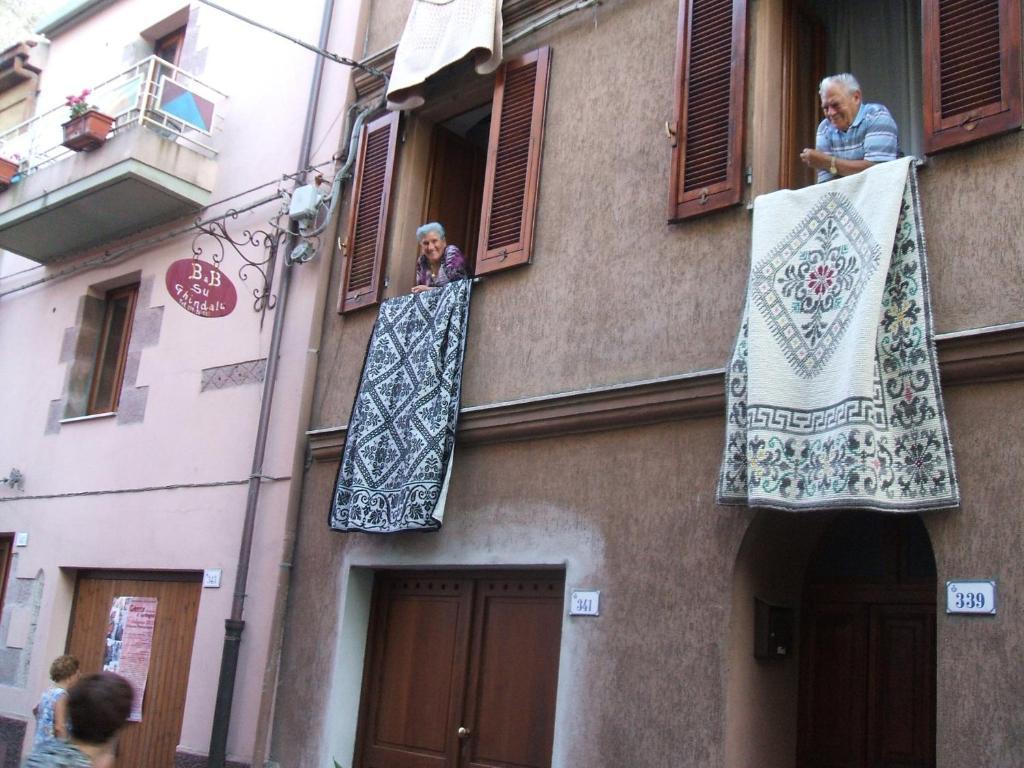 Su Cantaru Guesthouse Villanova Monteleone Bilik gambar